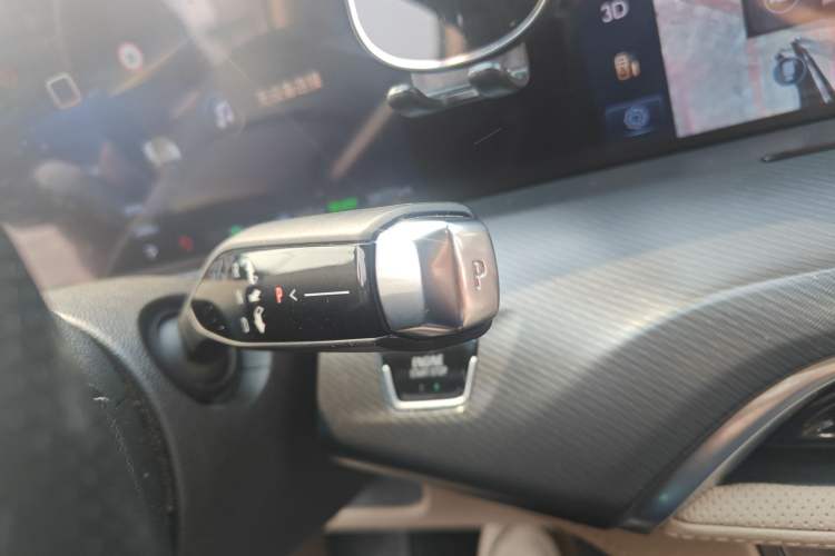 Used Buick GL8 New Energy 2025 Lu Shang Smart Enjoyment Edition 7-Seater Gear Lever