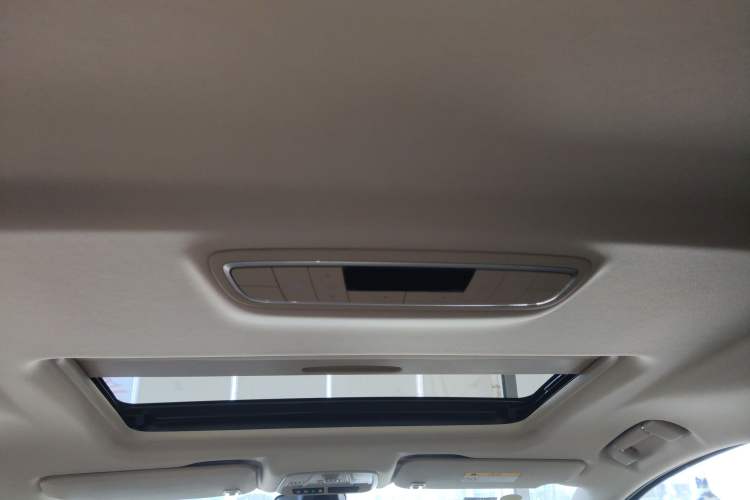 Used Buick GL8 New Energy 2025 Lu Shang Smart Enjoyment Edition 7-Seater Headliner