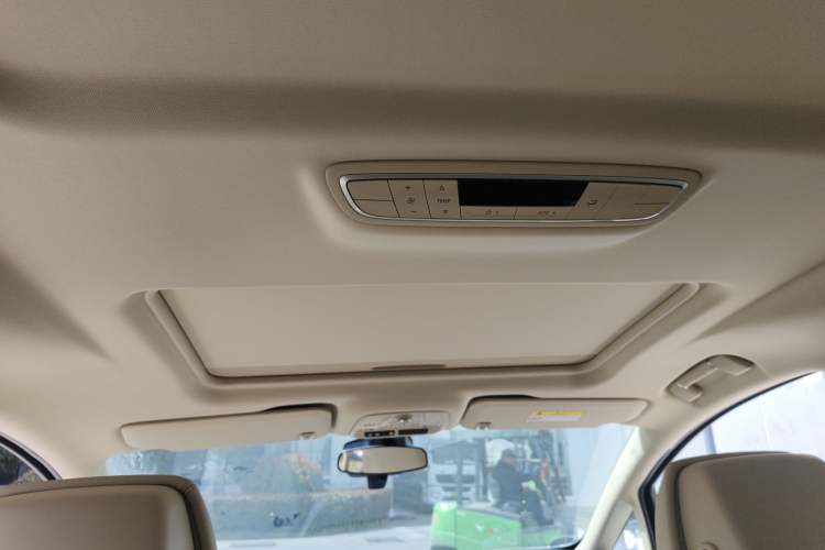 Used Buick GL8 New Energy 2025 Lu Shang Smart Enjoyment Edition 7-Seater Headliner