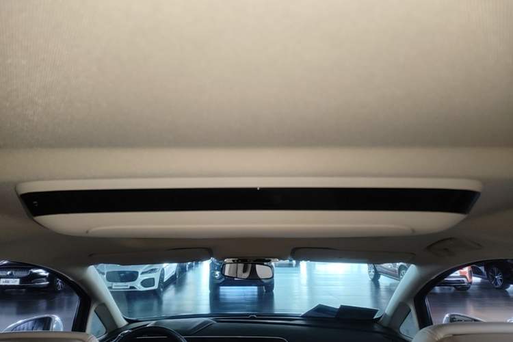 Used Buick GL8 New Energy 2025 Lu Shang Luxury Edition 7-Seater Headliner