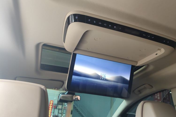 Used Buick GL8 New Energy 2025 Lu Shang Luxury Edition 7-Seater Headliner