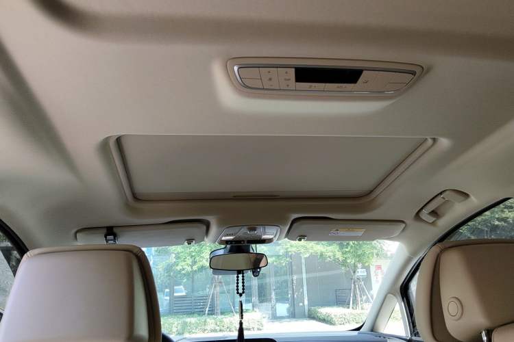 Used Buick GL8 New Energy 2025 Lu Shang Smart Enjoyment Edition 7-Seater Headliner