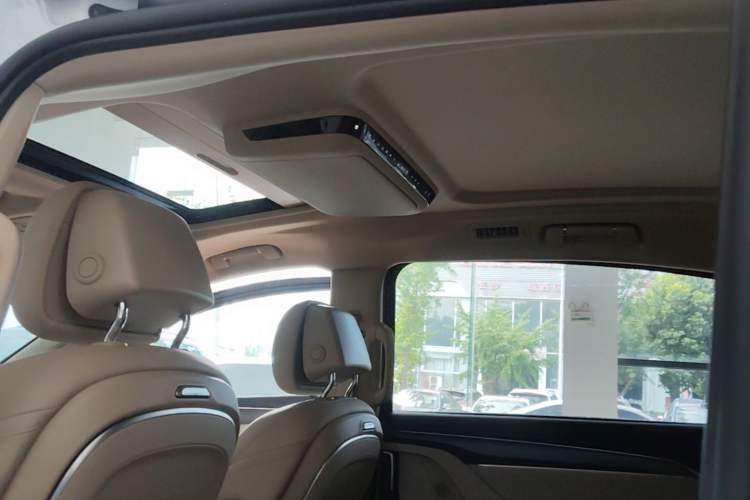 Used Buick GL8 New Energy 2025 Lu Shang Luxury Edition 7-Seater Headliner