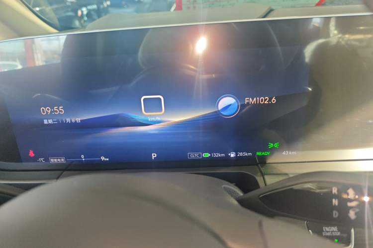 Used Buick GL8 New Energy 2025 Lushang First-Drive Edition 7-Seater Instrument Cluster