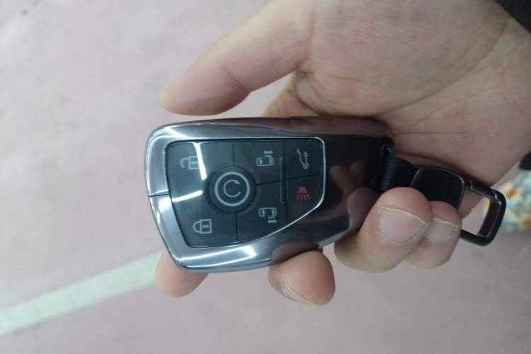 Used Buick GL8 New Energy 2025 Lu Shang Luxury Edition 7-Seater Interior 1