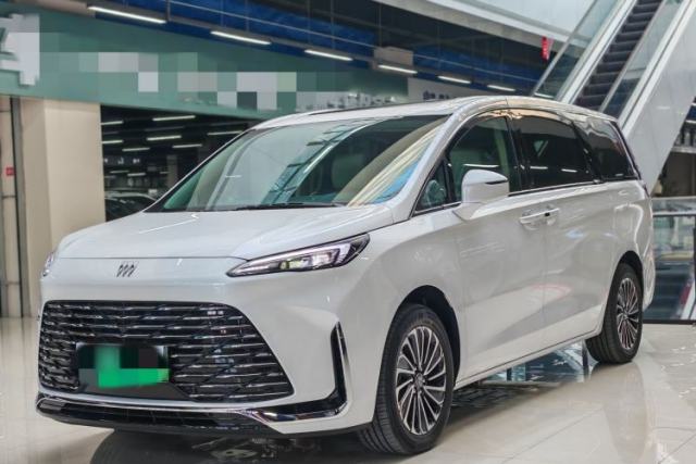 Used Buick GL8 New Energy 2025 Lushang First-Drive Edition 7-Seater