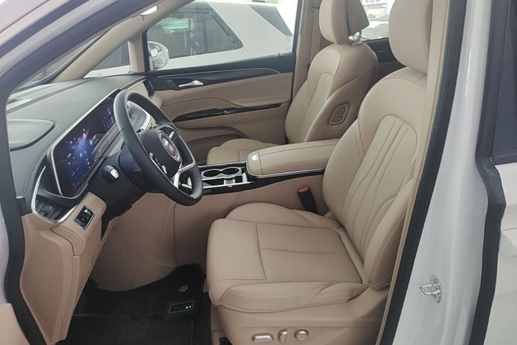 Used Buick GL8 New Energy 2025 Lu Shang Luxury Edition 7-Seater Left Front Seat