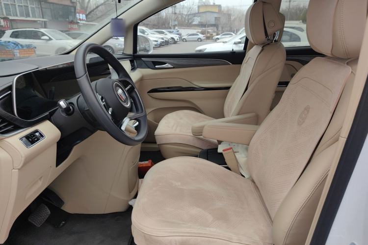 Used Buick GL8 New Energy 2025 Lushang First-Drive Edition 7-Seater Left Front Seat