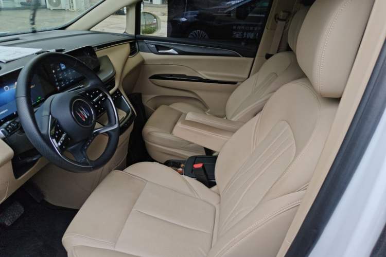 Used Buick GL8 New Energy 2025 Lu Shang Luxury Edition 7-Seater Left Front Seat