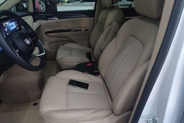 Used Buick GL8 New Energy 2025 Lu Shang Luxury Edition 7-Seater Left Front Seat