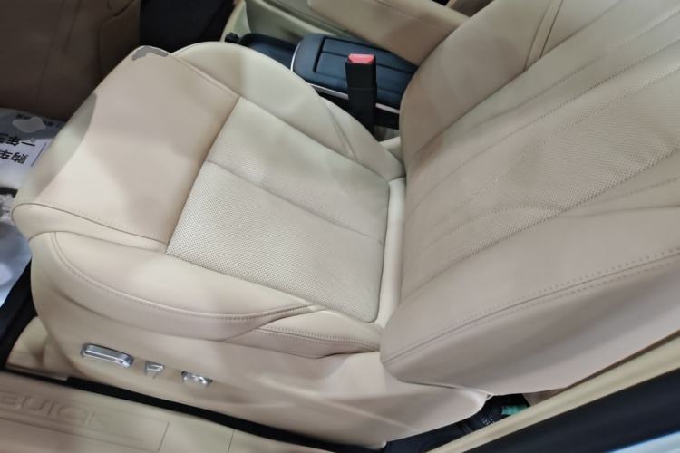 Used Buick GL8 New Energy 2025 Lu Shang Luxury Edition 7-Seater Left Front Seat