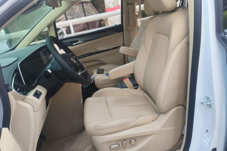 Used Buick GL8 New Energy 2025 Lu Shang Smart Enjoyment Edition 7-Seater Left Front Seat