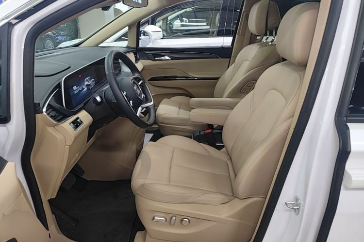 Used Buick GL8 New Energy 2025 Lu Shang Luxury Edition 7-Seater Left Front Seat