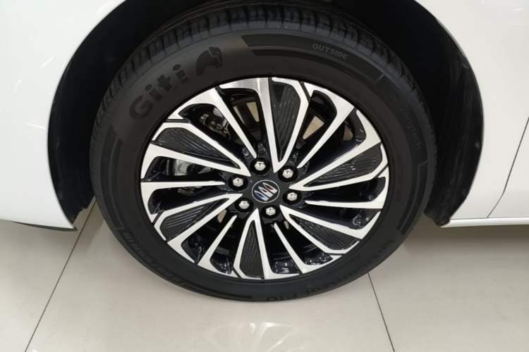 Used Buick GL8 New Energy 2025 Lu Shang Luxury Edition 7-Seater Left Front Wheel Hub