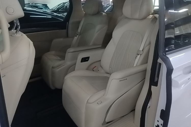 Used Buick GL8 New Energy 2025 Lu Shang Luxury Edition 7-Seater Left Rear Seat