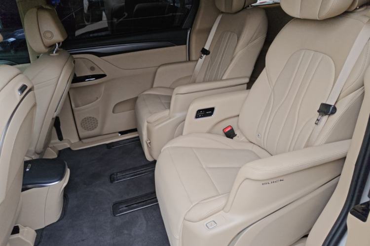 Used Buick GL8 New Energy 2025 Lu Shang Luxury Edition 7-Seater Left Rear Seat