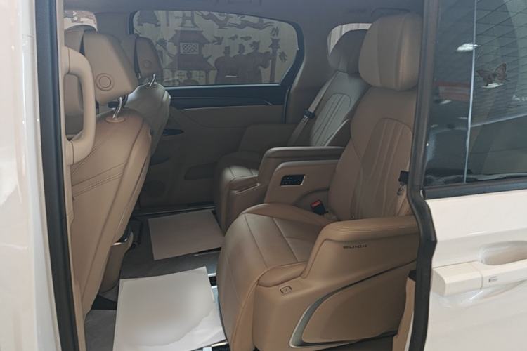 Used Buick GL8 New Energy 2025 Lu Shang Luxury Edition 7-Seater Left Rear Seat