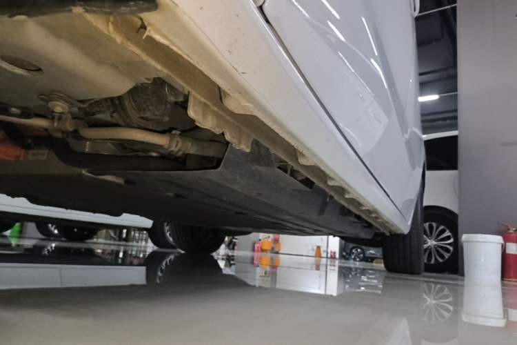 Used Buick GL8 New Energy 2025 Lu Shang Luxury Edition 7-Seater Left Side Sill