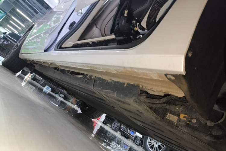 Used Buick GL8 New Energy 2025 Lu Shang Luxury Edition 7-Seater Left Side Sill
