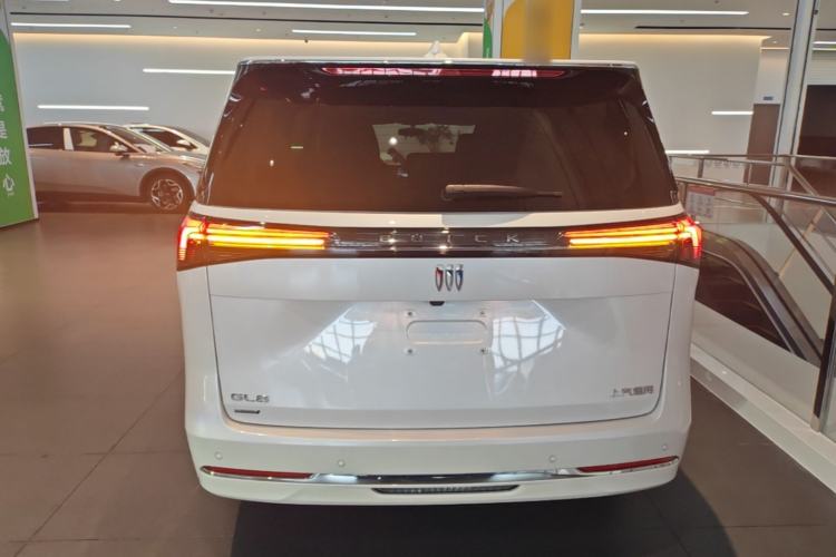 Used Buick GL8 New Energy 2025 Lushang First-Drive Edition 7-Seater Rear