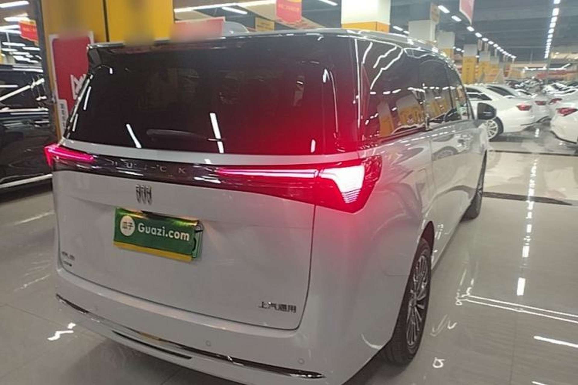 Used Buick GL8 New Energy 2025 Lushang First-Drive Edition 7-Seater Rear Right 45 Deg