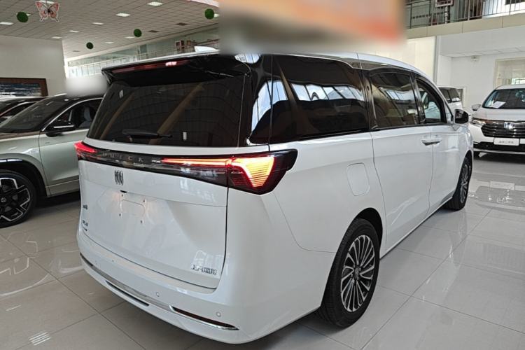 Used Buick GL8 New Energy 2025 Lu Shang Luxury Edition 7-Seater Rear Right 45 Deg