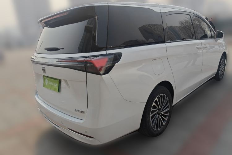 Used Buick GL8 New Energy 2025 Lu Shang Smart Enjoyment Edition 7-Seater Rear Right 45 Deg