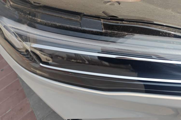 Used Buick GL8 New Energy 2025 Lu Shang Smart Enjoyment Edition 7-Seater Right Front Headlight