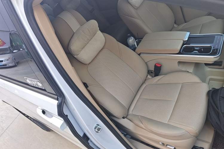 Used Buick GL8 New Energy 2025 Lu Shang Smart Enjoyment Edition 7-Seater Right Front Seat