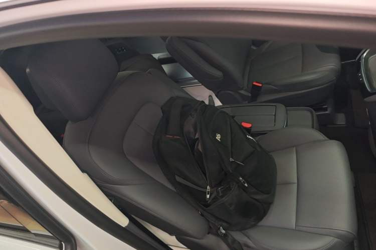 Used Buick GL8 New Energy 2025 Lu Shang Smart Enjoyment Edition 7-Seater Right Front Seat