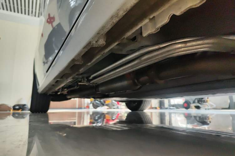 Used Buick GL8 New Energy 2025 Lu Shang Luxury Edition 7-Seater Right Side Sill