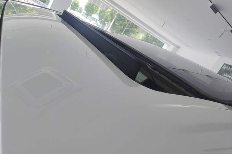 Used Buick GL8 New Energy 2025 Lu Shang Luxury Edition 7-Seater Roof