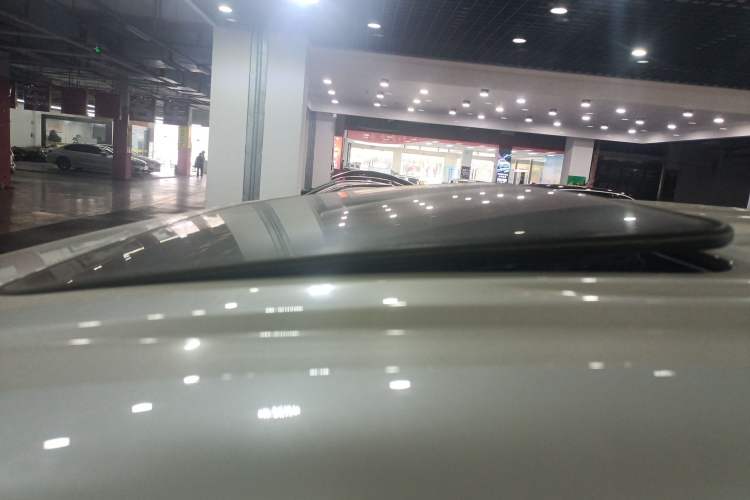 Used Buick GL8 New Energy 2025 Lu Shang Luxury Edition 7-Seater Roof