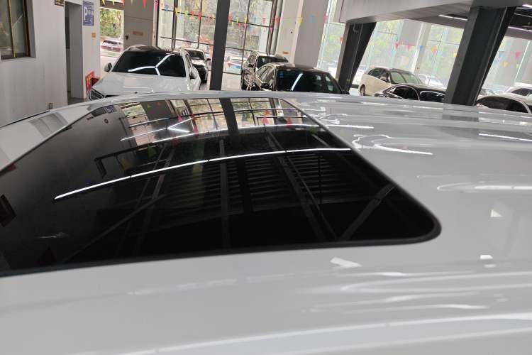 Used Buick GL8 New Energy 2025 Lushang First-Drive Edition 7-Seater Roof