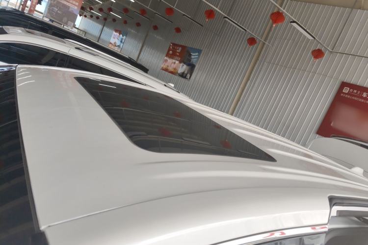 Used Buick GL8 New Energy 2025 Lu Shang Luxury Edition 7-Seater Roof