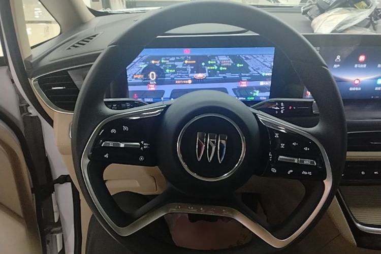 Used Buick GL8 New Energy 2025 Lushang First-Drive Edition 7-Seater Steering Wheel