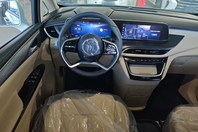 Used Buick GL8 New Energy 2025 Lushang First-Drive Edition 7-Seater Steering Wheel