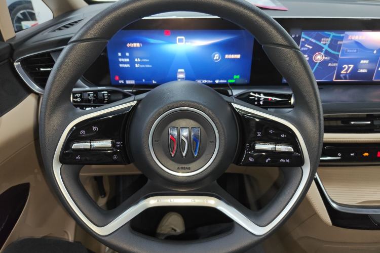 Used Buick GL8 New Energy 2025 Lushang First-Drive Edition 7-Seater Steering Wheel