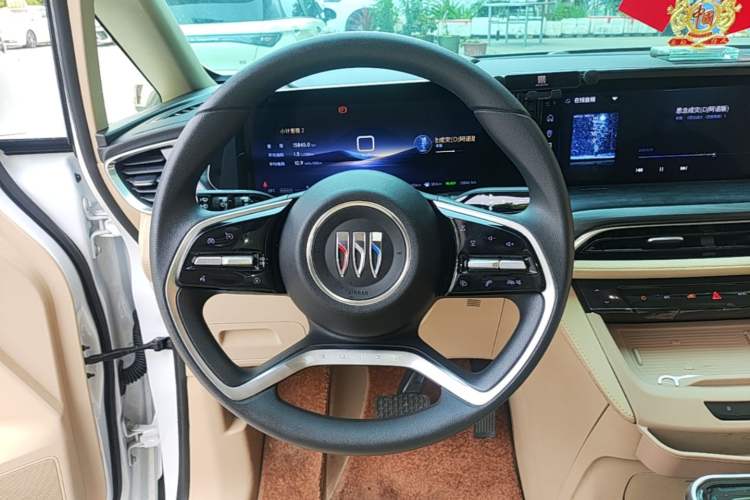 Used Buick GL8 New Energy 2025 Lushang First-Drive Edition 7-Seater Steering Wheel