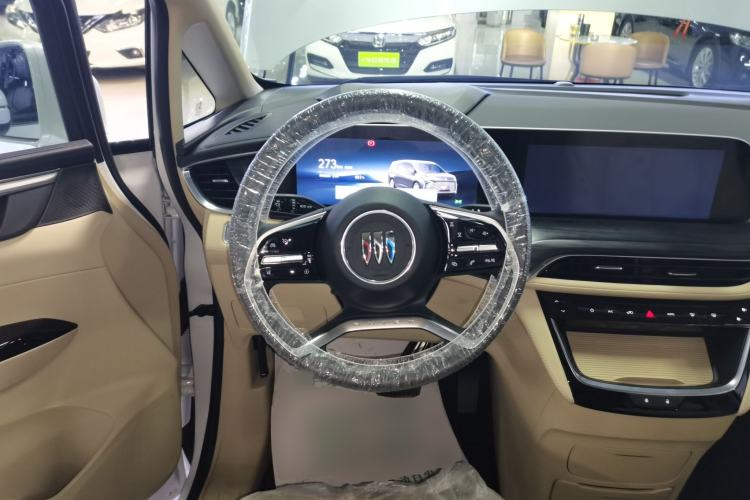Used Buick GL8 New Energy 2025 Lushang First-Drive Edition 7-Seater Steering Wheel