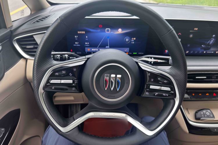 Used Buick GL8 New Energy 2025 Lu Shang Luxury Edition 7-Seater Steering Wheel