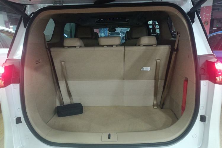 Used Buick GL8 New Energy 2025 Lu Shang Luxury Edition 7-Seater Trunk