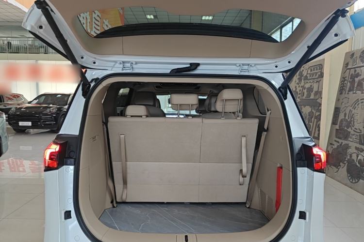 Used Buick GL8 New Energy 2025 Lu Shang Luxury Edition 7-Seater Trunk