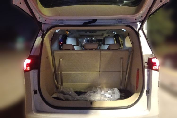 Used Buick GL8 New Energy 2025 Lushang First-Drive Edition 7-Seater Trunk
