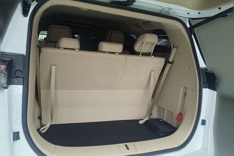 Used Buick GL8 New Energy 2025 Lu Shang Luxury Edition 7-Seater Trunk