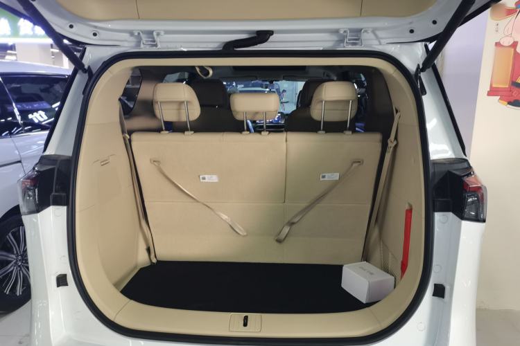 Used Buick GL8 New Energy 2025 Lushang First-Drive Edition 7-Seater Trunk