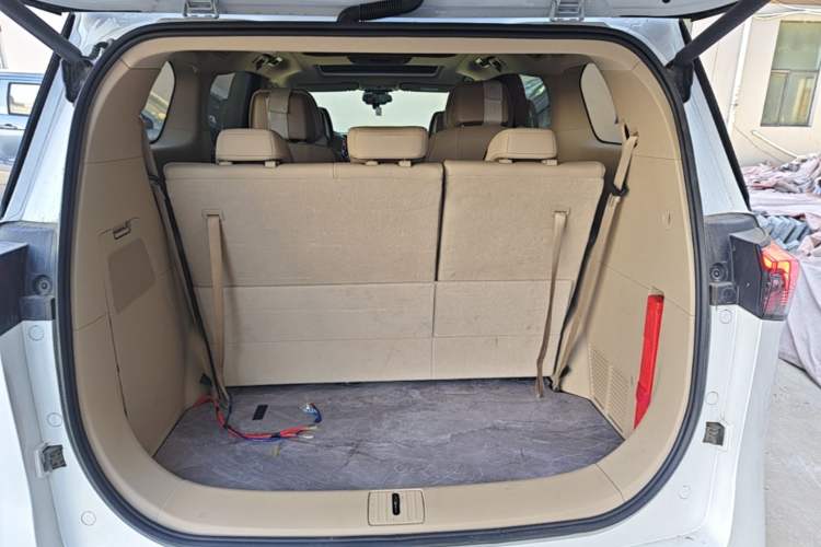 Used Buick GL8 New Energy 2025 Lu Shang Smart Enjoyment Edition 7-Seater Trunk