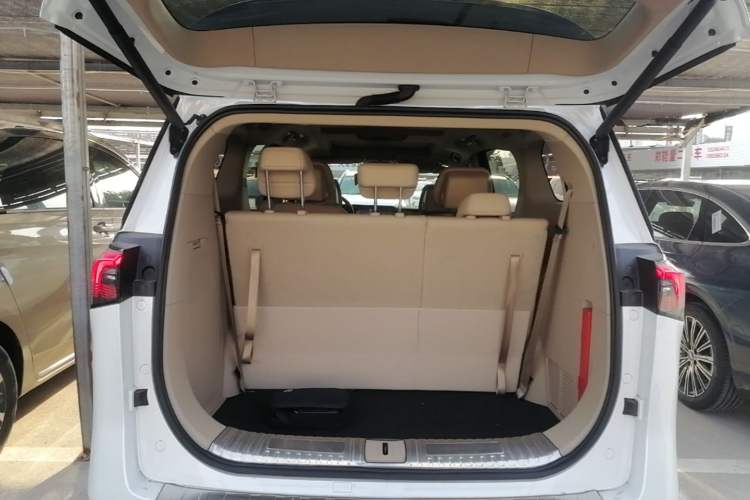 Used Buick GL8 New Energy 2025 Lu Shang Smart Enjoyment Edition 7-Seater Trunk