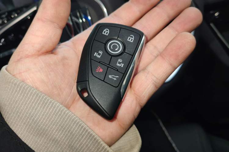 Used Buick GL8 New Energy 2025 Lu Shang Smart Enjoyment Edition 7-Seater Vehicle Key