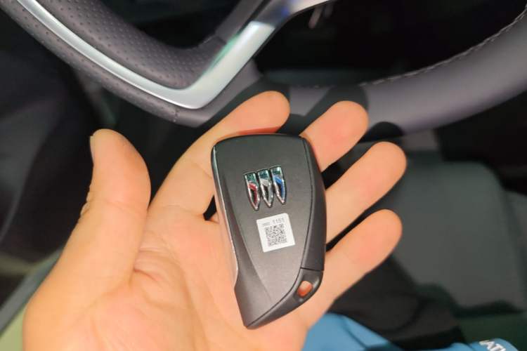 Used Buick GL8 New Energy 2025 Lu Shang Smart Enjoyment Edition 7-Seater Vehicle Key